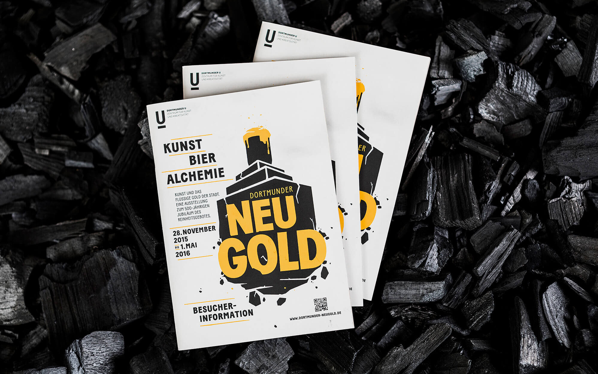 Covergestaltung im Corporate Design für das Dortmunder Neugold Programmheft