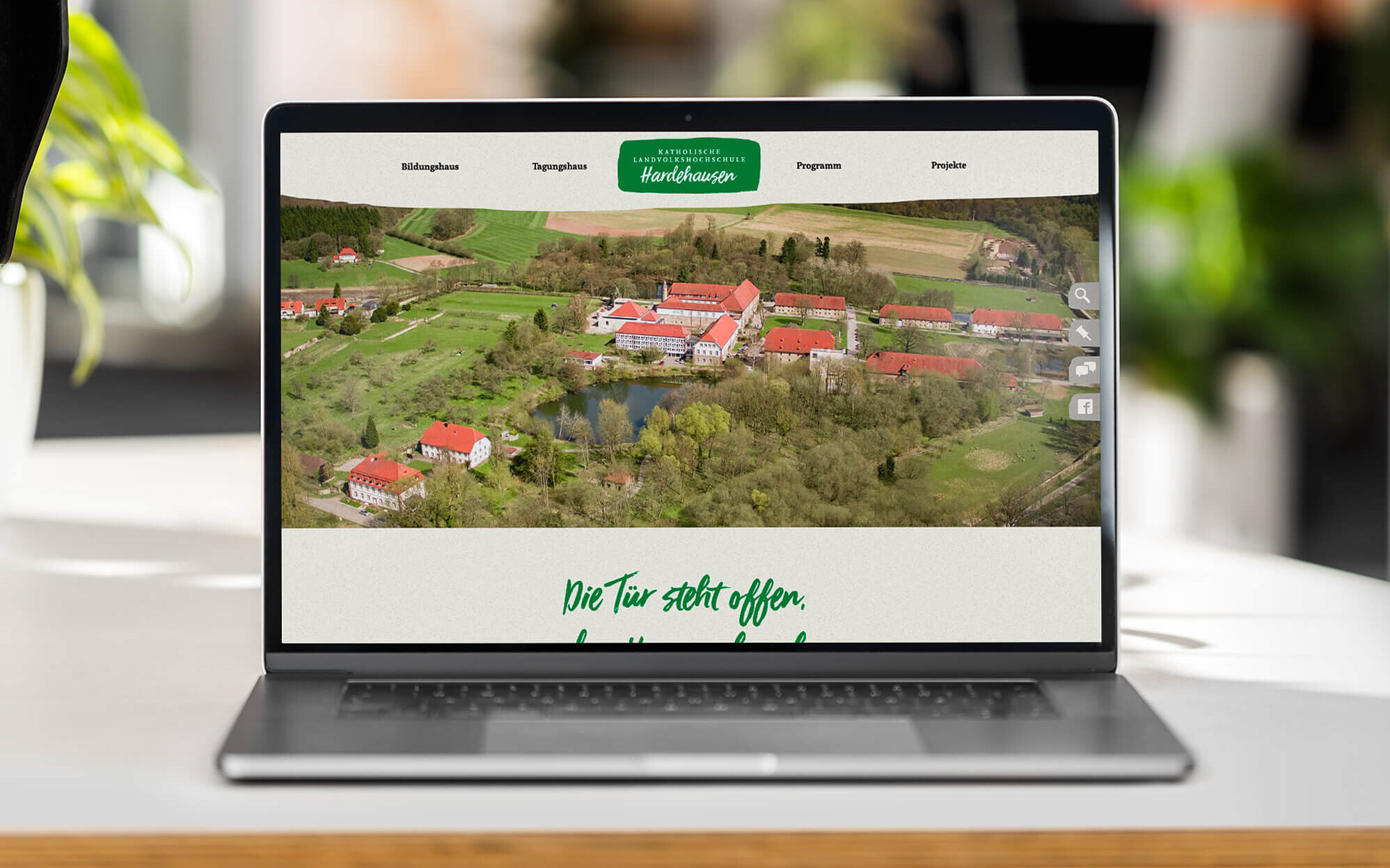 Die Startseite der im Responsive Design gestalteten Website der Katholischen Landvolkshochschule Hardehausen